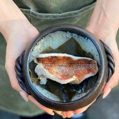 旬菜旬魚を使った独創的メニューが自慢の小料理居酒屋