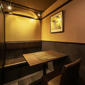 接待や大切な人のお祝い事や記念日など、様々なシーンでご利用いただける個室を完備しております。