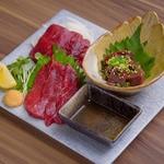 馬レバ刺し、馬刺しなど馬肉メニューも充実★