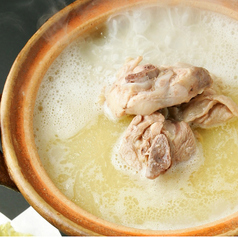 ”究極”の水炊き鍋 ?白濁ガラ本スープ?