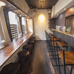 台湾ラーメンと酒菜のお店ジャン スワンの雰囲気3