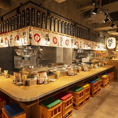 屋台屋 博多劇場 本厚木店の雰囲気1