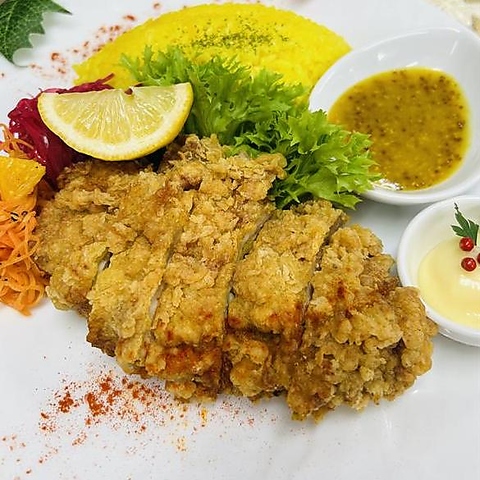 広々とした空間で味わうお食事は絶品です！天神駅徒歩6分、西日本新聞館16階◎