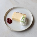 料理メニュー写真&nbsp;ベイクドチーズケーキ