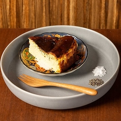 自家製バスクチーズケーキ