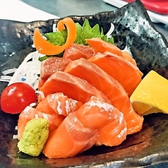 サーモンの刺身
