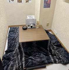 【季節限定の特別席】この季節ならではの日本の風物詩、こたつを楽しみながら、お料理をご堪能ください。