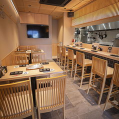 串カツ弥栄の雰囲気1