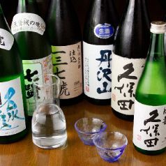 プレミアムな日本酒揃ってます。