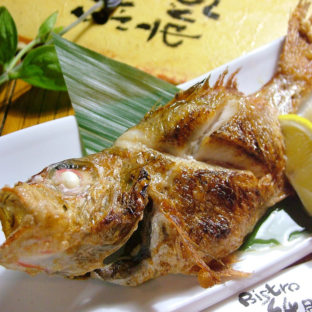 【紙屋市べゑの看板メニュー】食都金沢の町家風情で頂く『のど黒塩焼き』は満足度高いです。