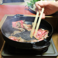 当店の中居がお肉を焼きます◎至福のひと時をどうぞ…