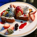 料理メニュー写真 木苺のデニッシュフレンチトースト