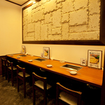 お一人様でもくつろげるカウンター席もございます。お仕事帰りなど、お気軽にお立ち寄りください♪