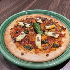 アンチョビとクリームチーズのクリスピーピザ