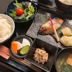 【日替わりランチ】数量限定！めかじき西京焼き定食