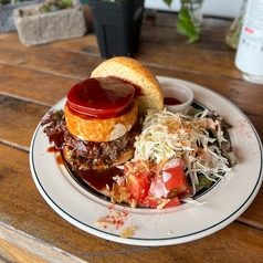 Lafayette Burger （カマンベールとSmoked BBQソースのバーガー）の写真