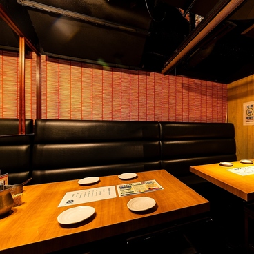 旨いつくねと和食 けむり浦和店の雰囲気1