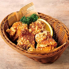 ビヤホールのチキン唐揚げ