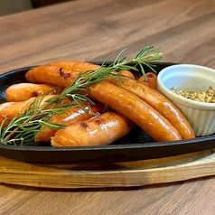 ソーセージ盛り合わせ