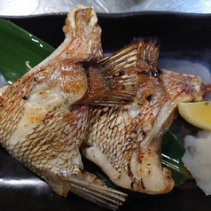 鯛のカマ塩焼