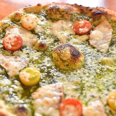 フレッシュトマトとモッツアレラのバジルPIZZA