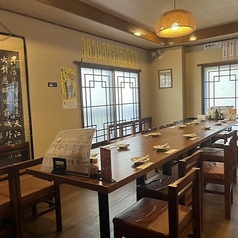 餃子酒場かすが堂の雰囲気1