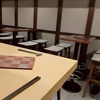 加熱式たばこOK！名物肉刺しともつ焼きを愉しむ空間