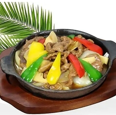 牛肉の黒胡椒オイスターソース鉄板焼き
