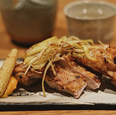 美桜鶏の炭火焼き もろみバターソース