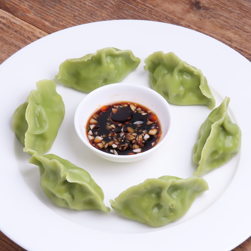 点心メニューも種類豊富にご提供しております。ちょい飲みのツマミや小腹が空いた時にピッタリです。