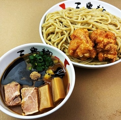 黒唐揚濃厚魚介つけ麺