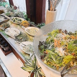 おかわり自由が嬉しいサラダバー＆スープバー＆デザートバー♪お野菜はエバスファーム直送で鮮度も◎