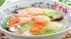 エビ入りうま煮塩味ラーメン