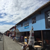 ブルーの海をイメージした海の家☆