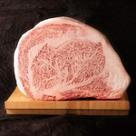 当店のお肉は””肉のスギモトが目利きした厳選牛””のみ使用しております。