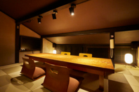 屋根裏部屋の完全個室のみ喫煙可能です。