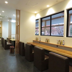 お1人様からご利用頂けますのでお気軽にお越しくださいませ！