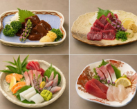 バラエティ豊かなメニュー。自慢の馬刺や一品料理を満喫