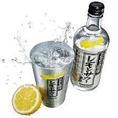 こだわり酒場のレモンサワー