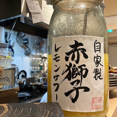 こだわりの鮮魚と厳選した日本酒を多数ご用意。四季折々の自慢の料理をご堪能下さい！