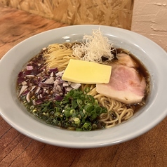 醤油バターラーメン