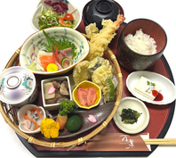 華籠御膳（はなかご）