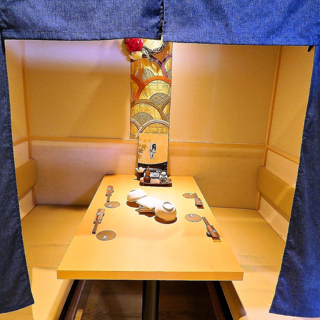 本厚木駅より徒歩スグ、ゆっくり落ち着く店内です