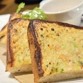 料理メニュー写真&nbsp;エビトースト(チリライムソース)