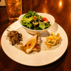 前菜からパスタまで楽しめるお得なランチセット
