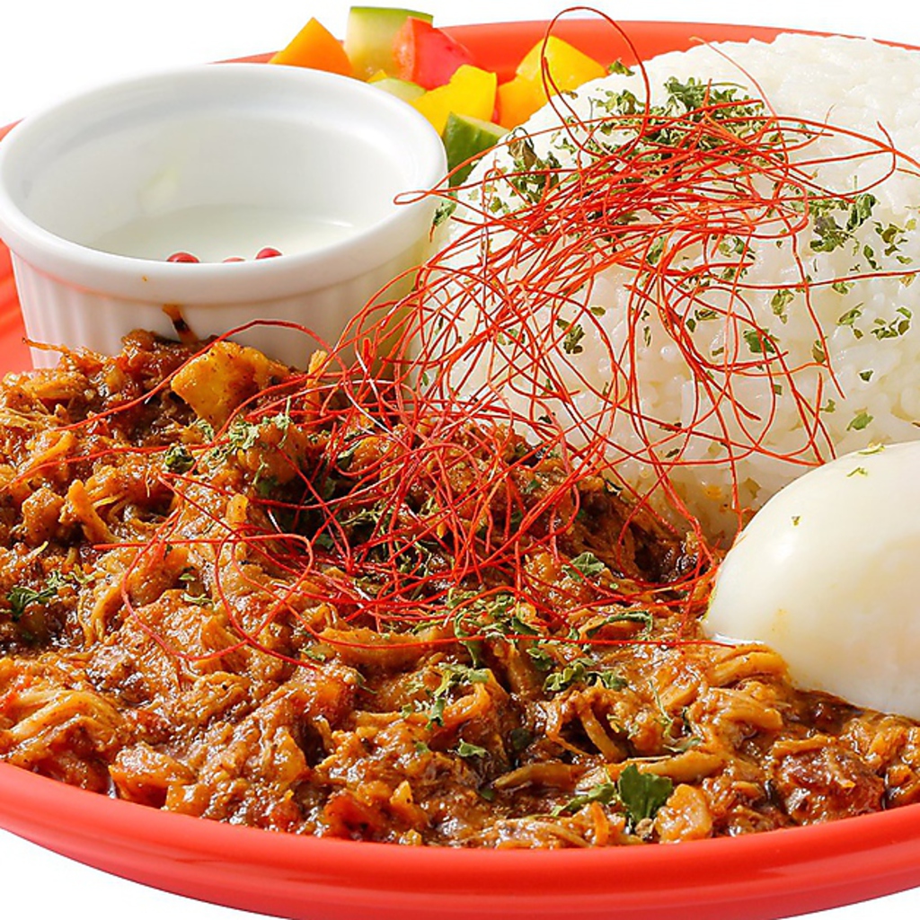 スタンピーズオリジナルの無水パキスタンカレー。スパイスが効いててとにかくハマる。