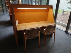 図書テーブル席