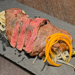 当店自慢のお肉料理の数々をランチでもお楽しみいただけます☆写真は『絶品！栃木和牛ステーキ』