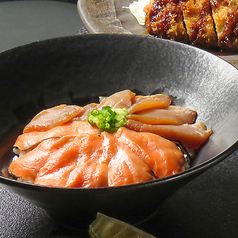 海鮮丼(サーモン)