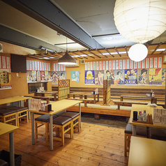 ▼貸切。店内貸切なら、他のお客様を気にすることなく、自由で贅沢な時間をお過ごしいただけます。会社宴会、歓送迎会、結婚式二次会など、あらゆるイベントに対応可能。特別な時間を彩る博多料理と快適な空間をご提供します。大切な仲間と忘れられないひと時をぜひ当店でお過ごしください。